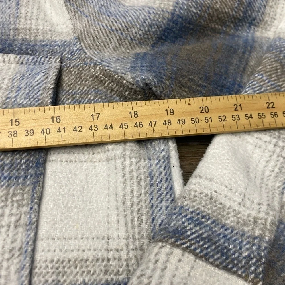 UMGEE Womens Button Jacket SZ Small Shacket Plaid Brushed Crop